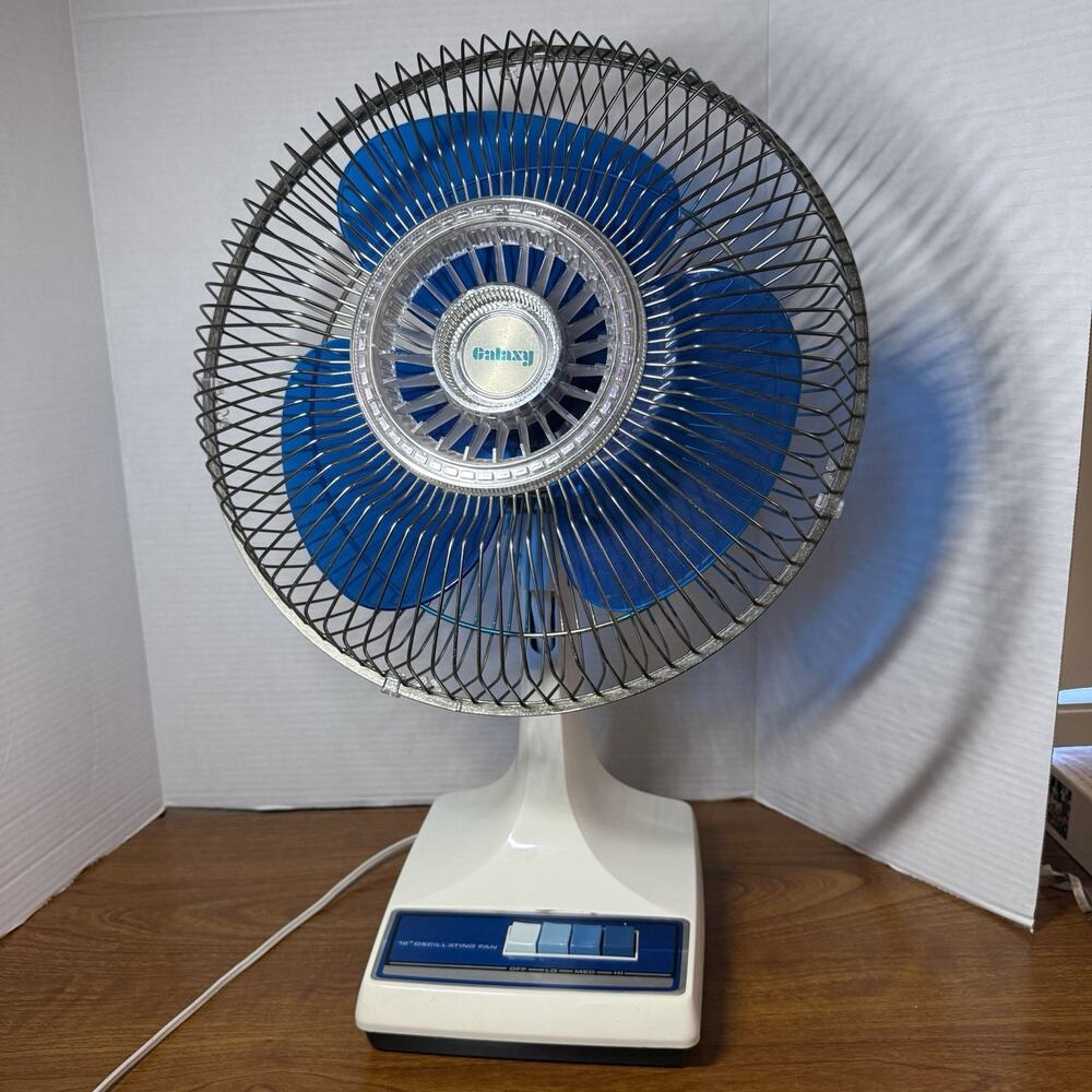 VINTAGE LASKO 12" OSCILLATING FAN BLUE - Tested - WORKING